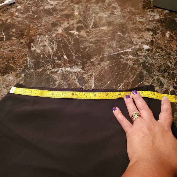 Express casual black skirt - Picture 4 of 6